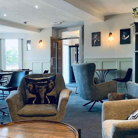 The Lion Hotel Llansantffraid-ym-Mechain Zewnętrze zdjęcie