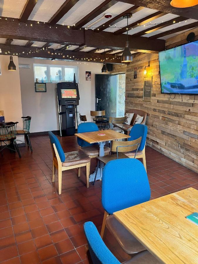 The Lion Hotel Llansantffraid-ym-Mechain Zewnętrze zdjęcie