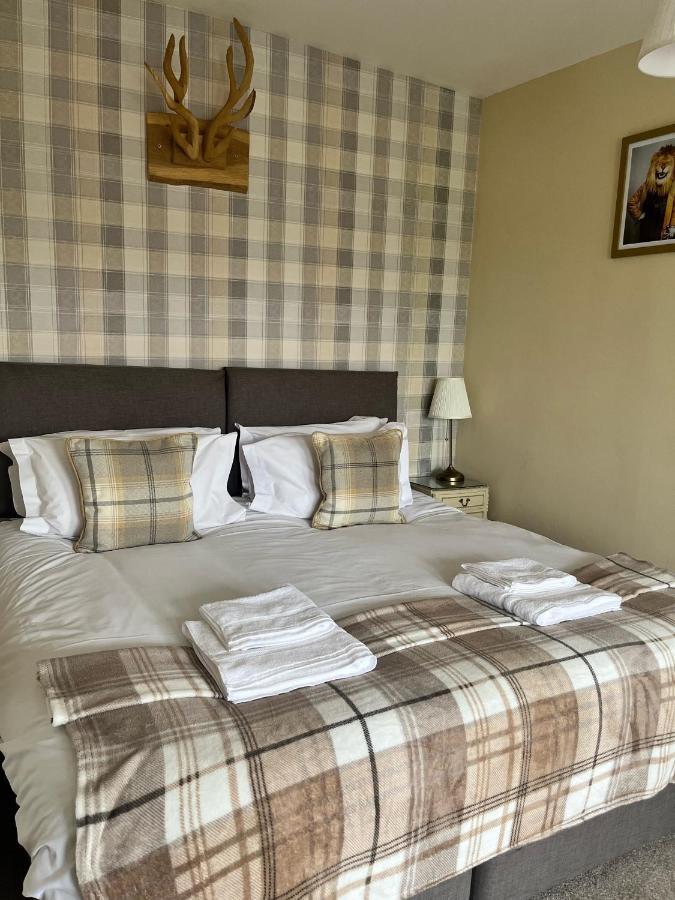 The Lion Hotel Llansantffraid-ym-Mechain Zewnętrze zdjęcie