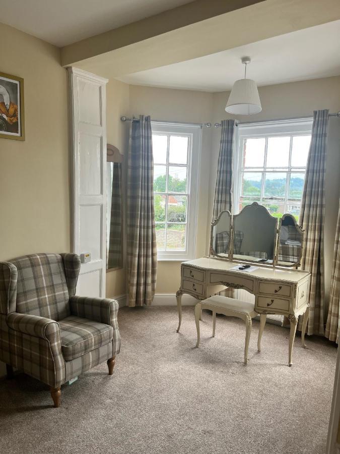 The Lion Hotel Llansantffraid-ym-Mechain Zewnętrze zdjęcie
