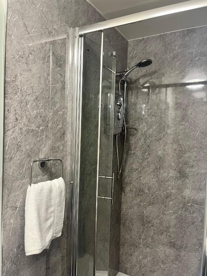 The Lion Hotel Llansantffraid-ym-Mechain Zewnętrze zdjęcie